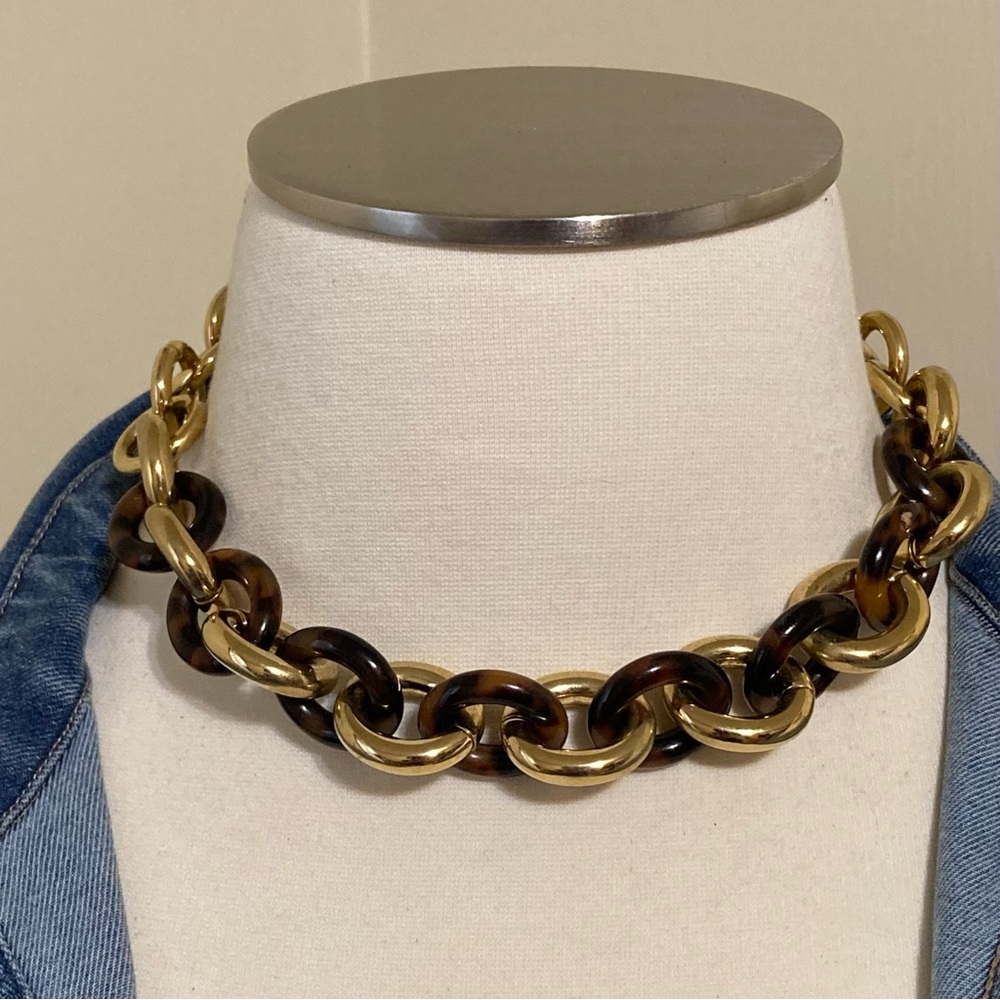 MICHAEL KORS NECKLACE